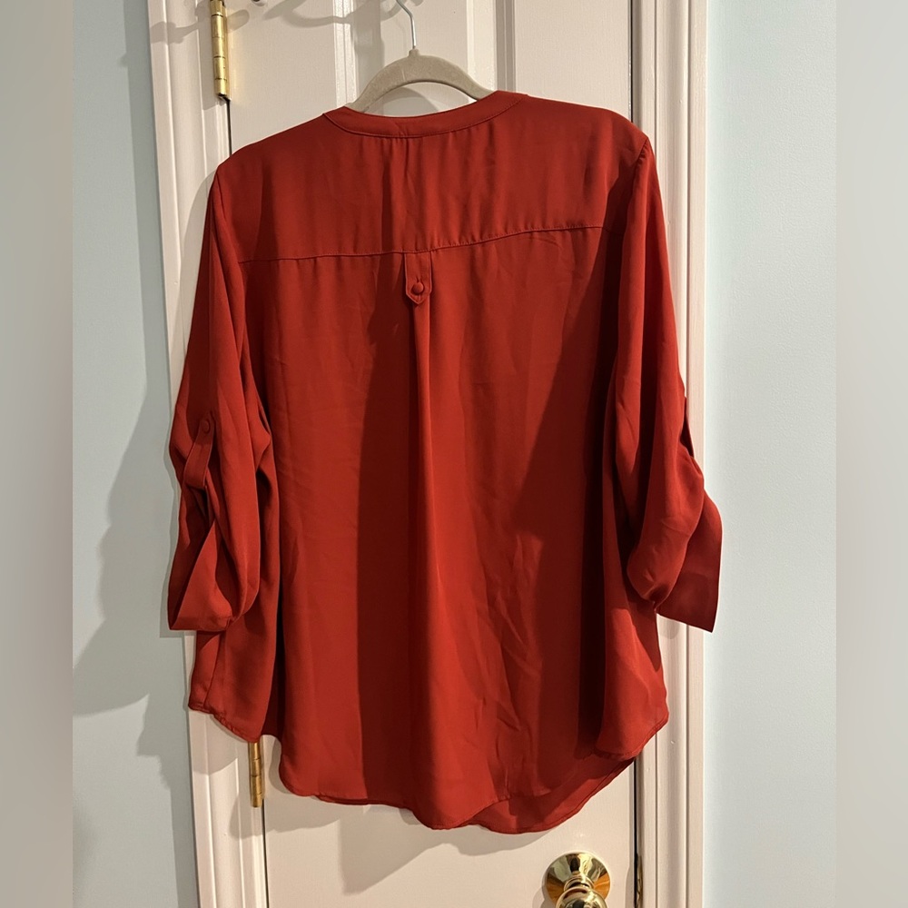 torrid Rust Red Split-Neck Blouse - Picture 3 of 3